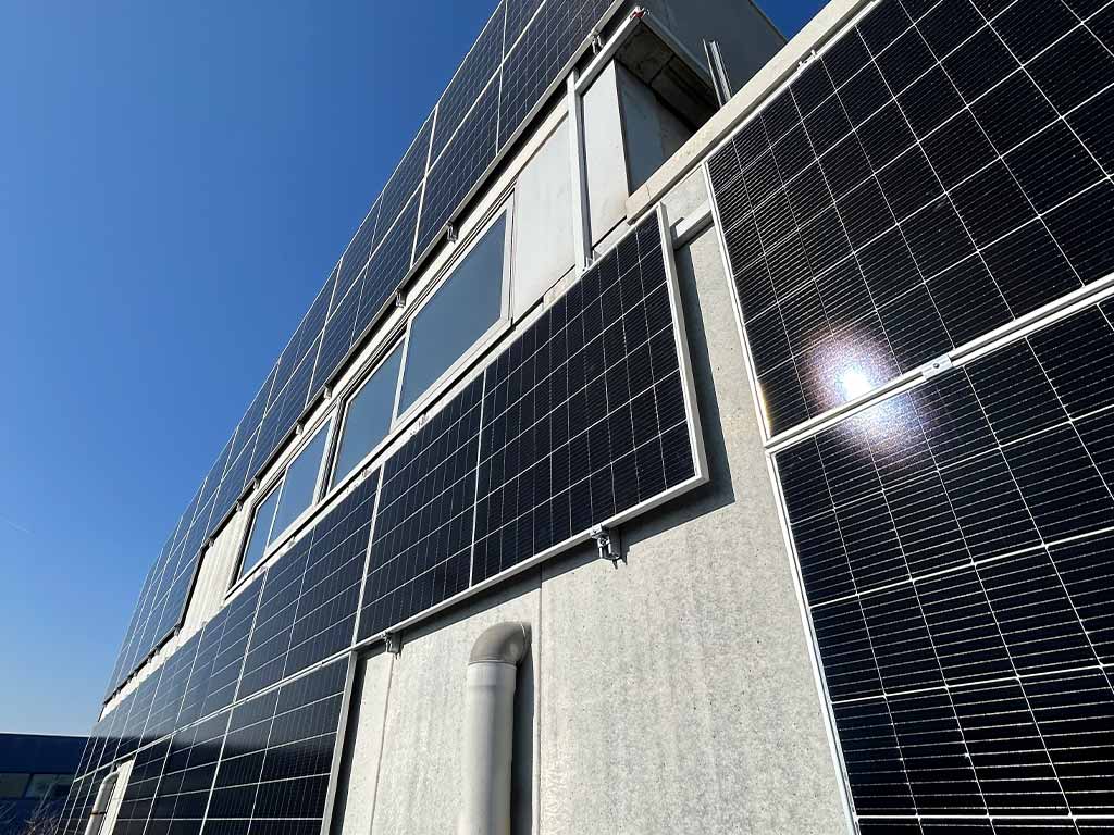 placas solares en vertical